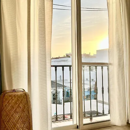 Διαμέρισμα Cozy With Terrace Ταρίφα